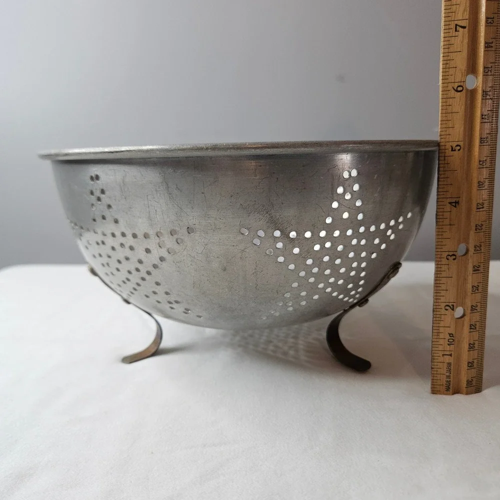 Vtg‎ Aluminum Star Pattern Footed Colander Strainer 9 Inch Silver Farmhouse